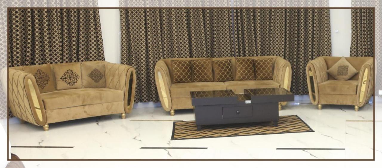 Hilton Suites Lahore Exteriör bild